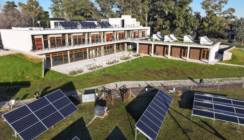 Un edificio para explorar energías renovables