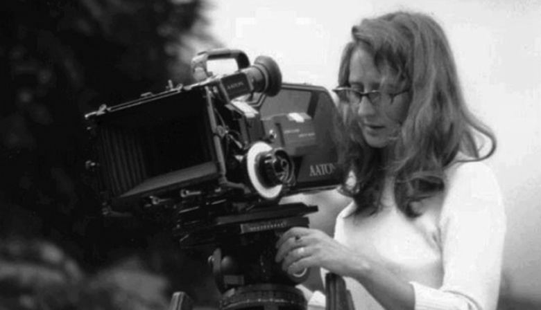 Lucrecia Martel: “Todo ese mundo de la carrera personal, del prestigio, del premio, destrozó la utilidad de nuestro trabajo”