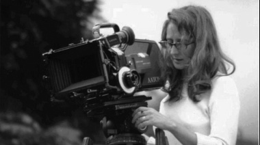 Lucrecia Martel: “Todo ese mundo de la carrera personal, del prestigio, del premio, destrozó la utilidad de nuestro trabajo”